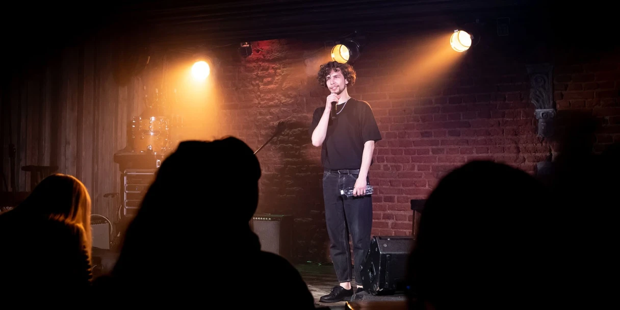 Лучший стендап в Москве: клубы на Трубной, Патриках, Stand Up Brothers и женские шоу