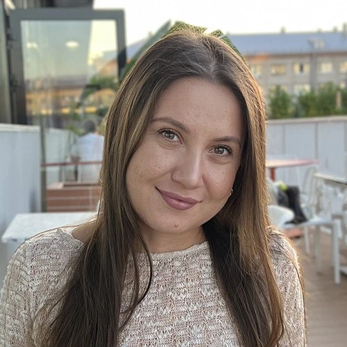 Алина Бакирова