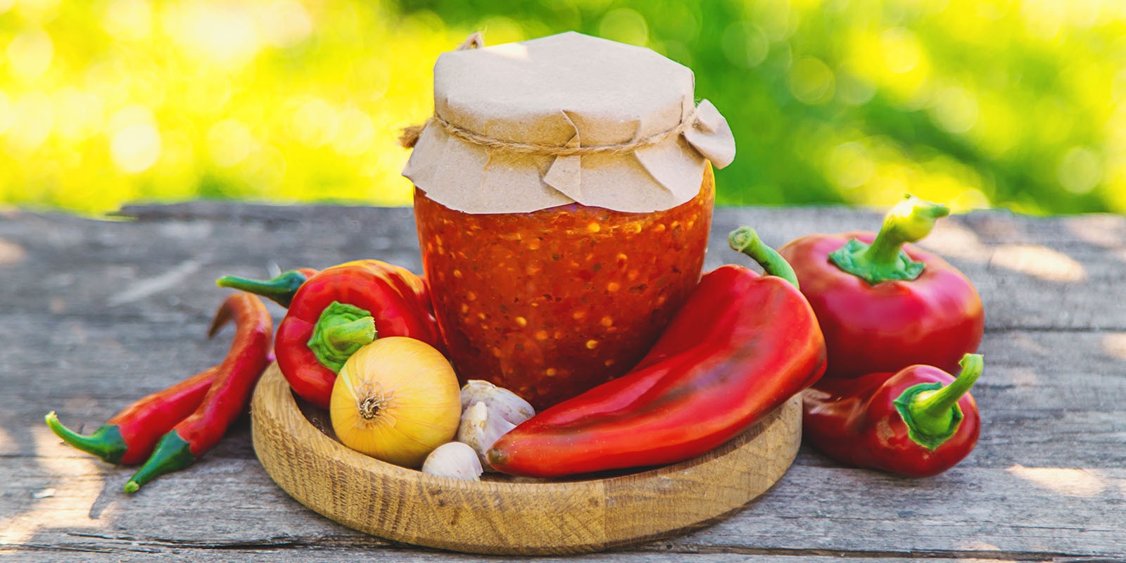 Острая аджика: 14 рецептов на разный вкус