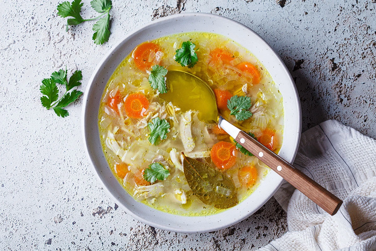 сварить куриный бульон