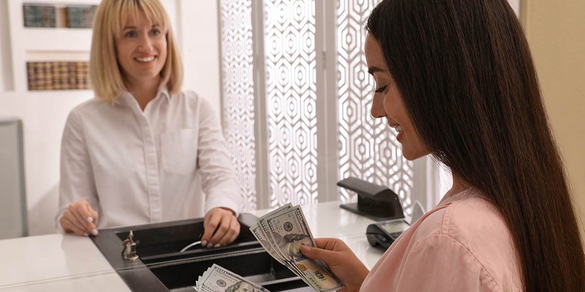 Где лучше обменивать валюту для путешествий