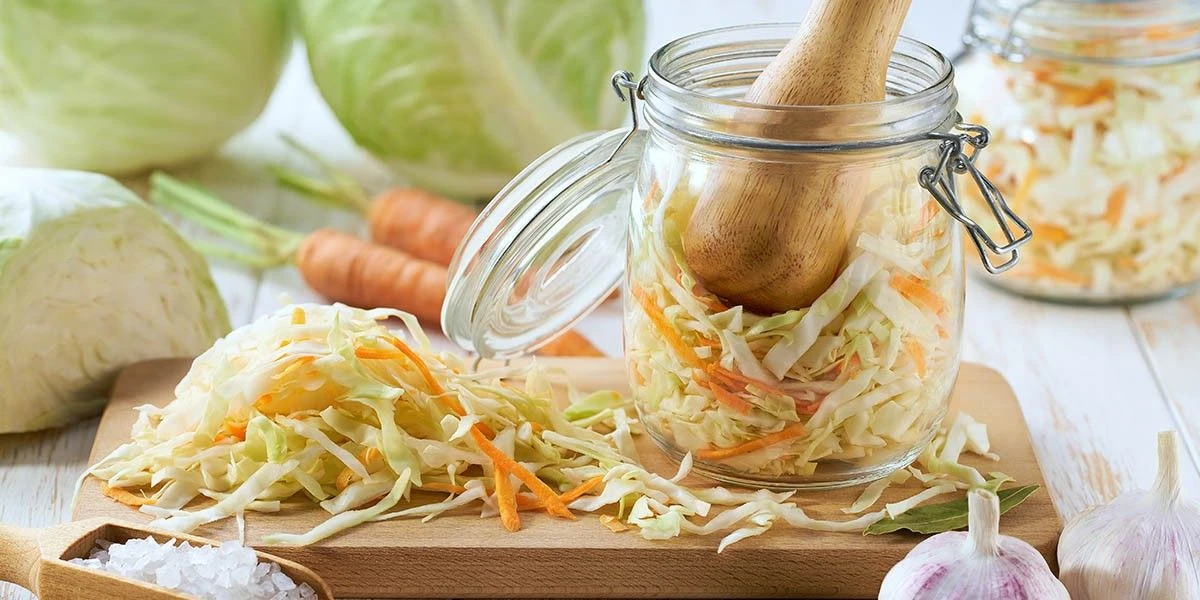 Квашеная капуста дома: вкусный рецепт в банке и кастрюле