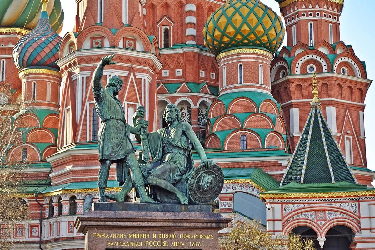 Памятник Минину и Пожарскому на Красной площади