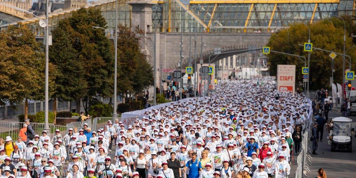 День ходьбы в Москве 2026: маршрут, артисты и перекрытия на набережных