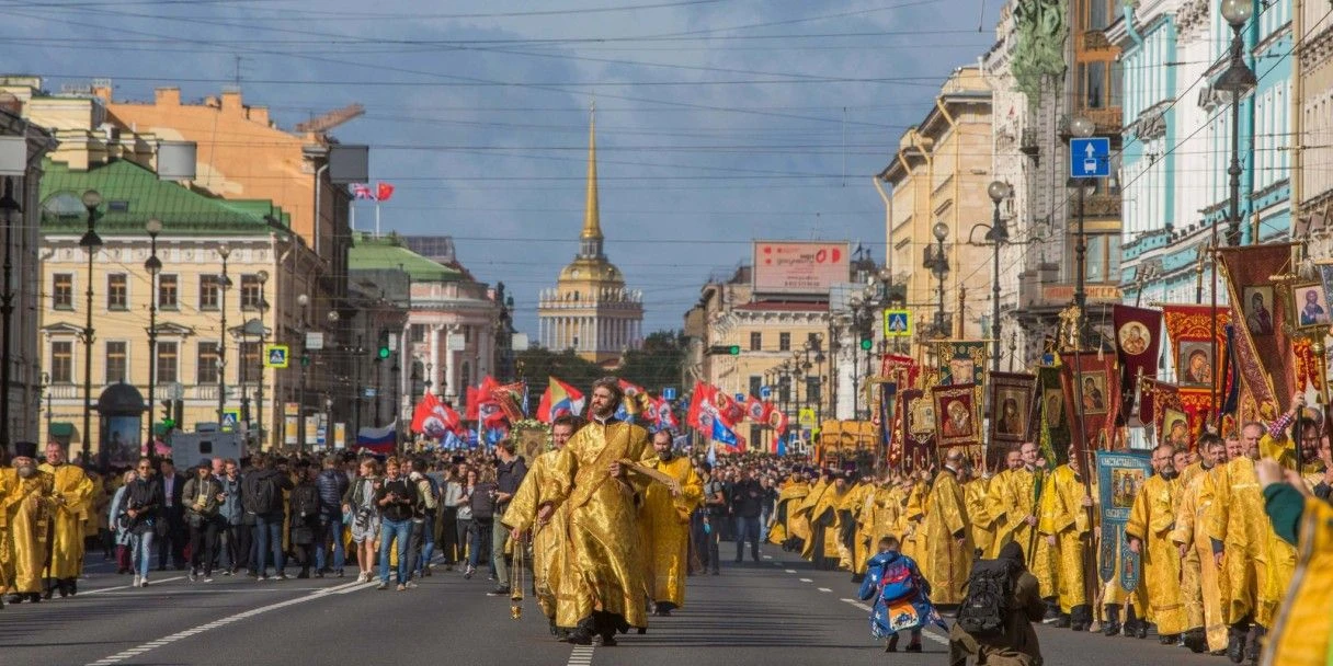 Три крестных хода в Петербурге 12 сентября 2026: как пройдут и где ограничат движение