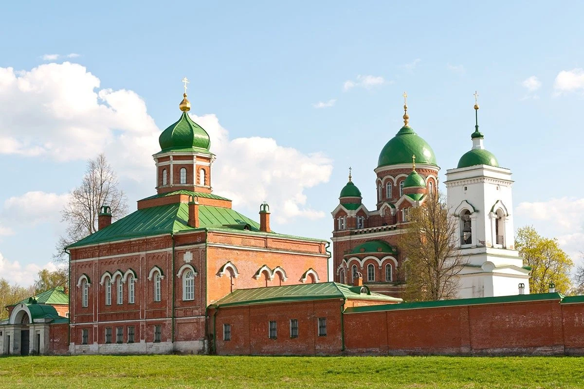 куда съездить недалеко от москвы