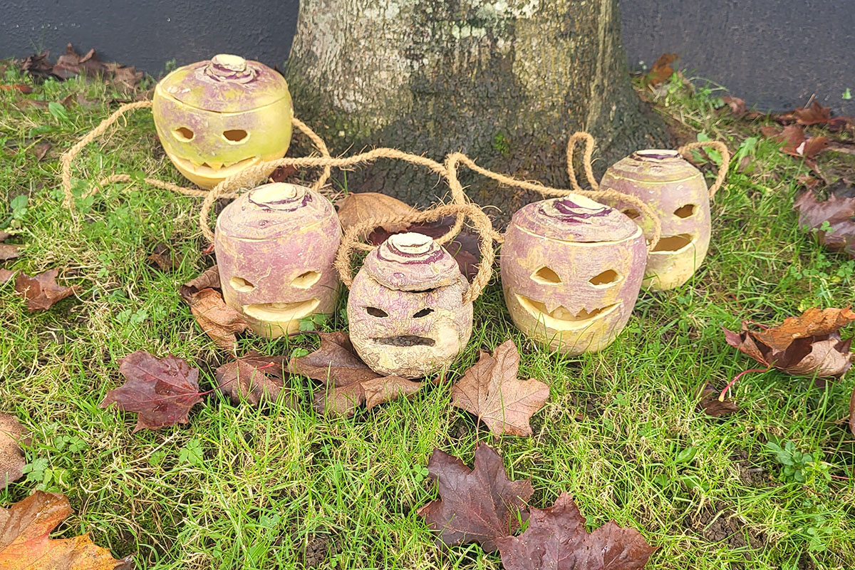 фонарики из репы на самайн
