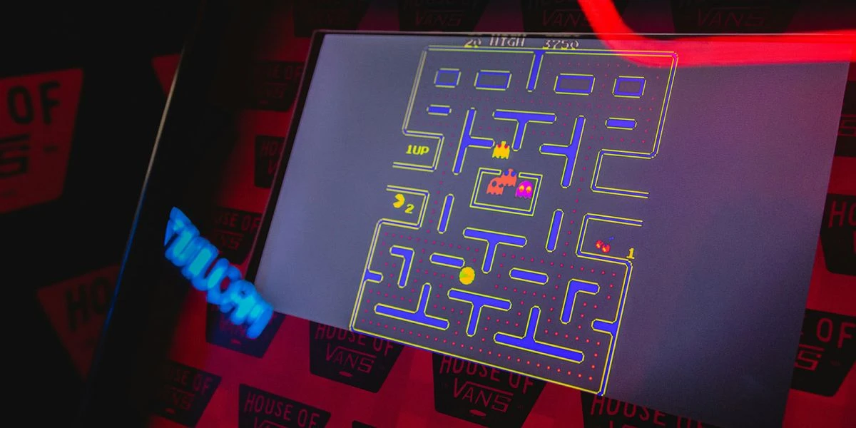 День рождения Pac-Man: история и экранизация легендарной видеоигры
