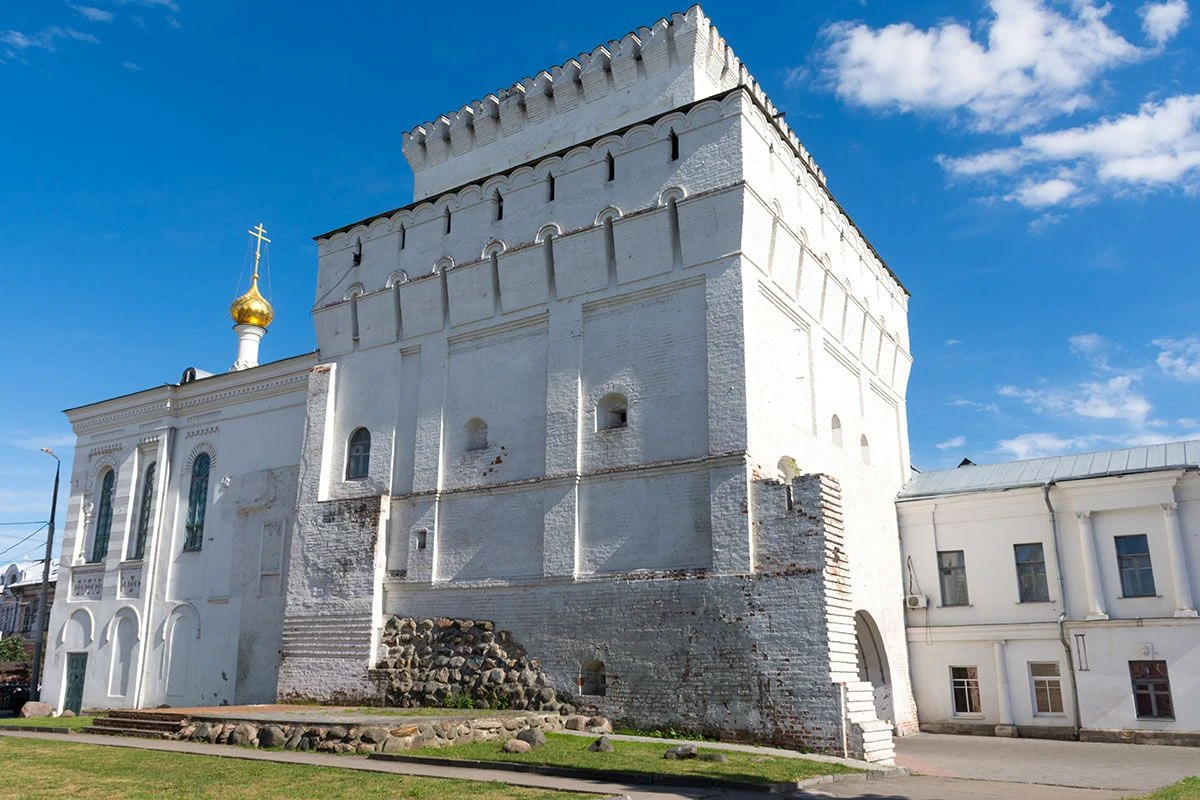 Знаменская башня