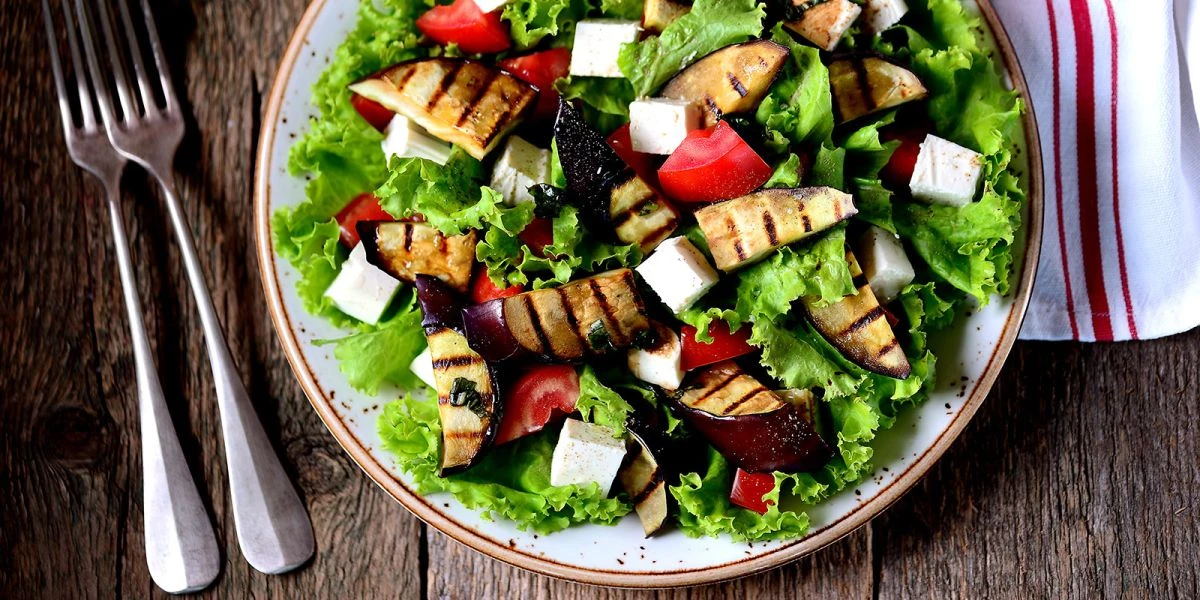 15 вкусных рецептов салатов с баклажанами
