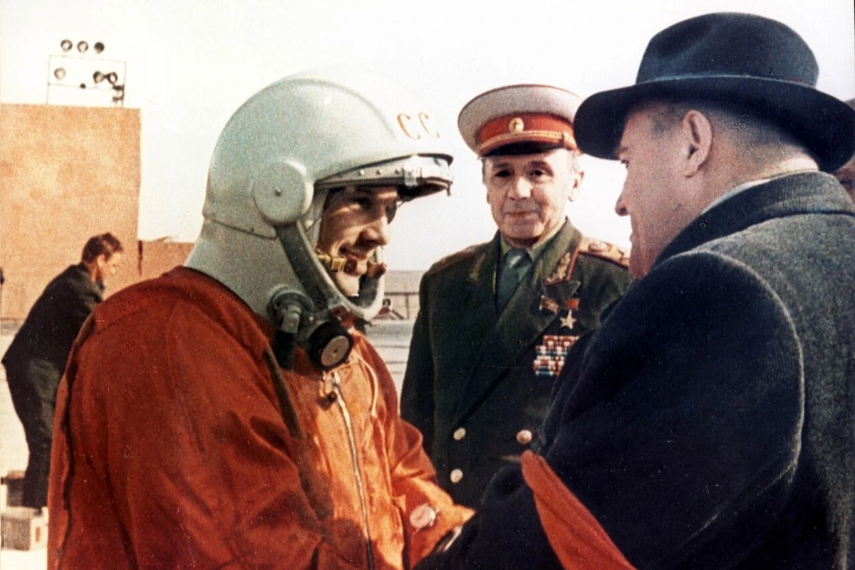 день космонавтики
