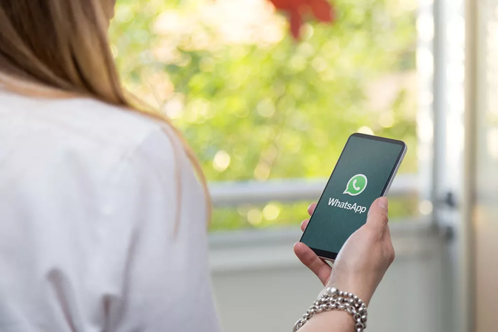 как отключить сохранение фото в whatsapp