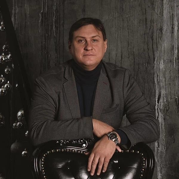 Алексей Иванов