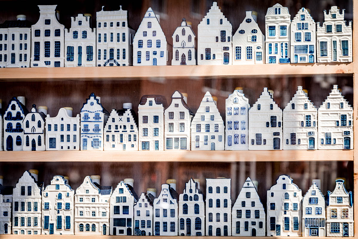 «Дельфтский синий» фарфор. Источник: AmbrosiniV / Shutterstock / FOTODOM