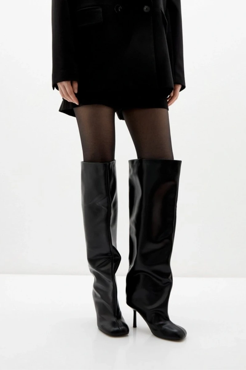 <span style="font-weight: 400;">Ботфорты. Источник: lamoda.ru</span>