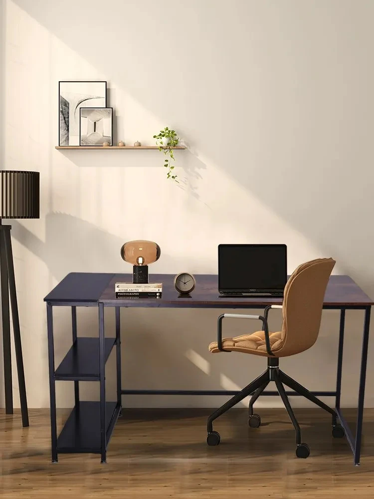<p><span style="font-weight: 400;">Стол без надстройки удобно ставить у окна. Источник: ozon.ru</span></p>