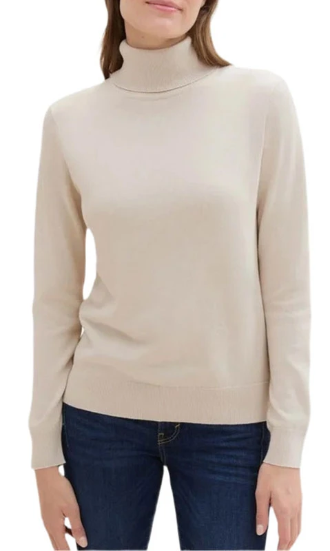 <span style="font-weight: 400;">Водолазка </span><a href="https://www.famil.ru/ru/catalog/IM01./IM01.01/IM01.01.10/1734182?utm_medium=referral&utm_source=media.halvacard.ru&utm_campaign=blog&utm_term=text" target="_blank" rel="noopener"><span style="font-weight: 400;">Tom Tailor</span></a><span style="font-weight: 400;"> — от 2499 ₽ в Familia. Источник: </span><a href="http://famil.ru" target="_blank" rel="noopener"><span style="font-weight: 400;">famil.ru</span></a>