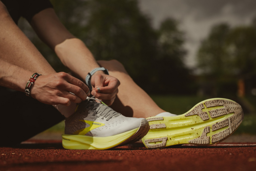 беговые кроссовки брукс brooks