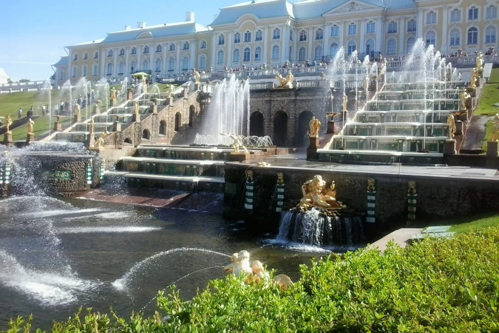 фонтаны Петергоф экскурсия отпуск