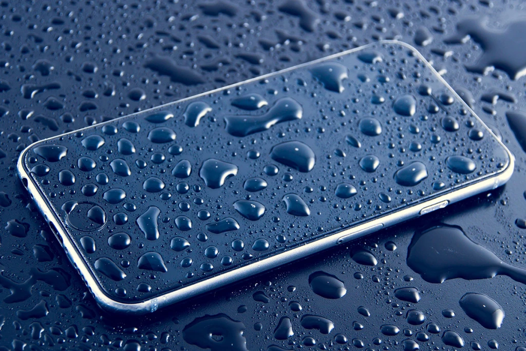 Что делать, если iPhone не включается и не заряжается