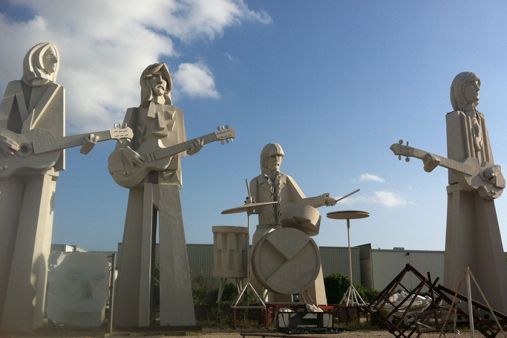 Искусственный интеллект помог дописать неизвестную песню The Beatles