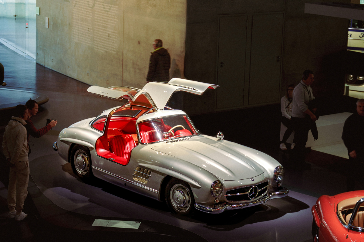 Самый дорогой в мире Mercedes: цена и особенности