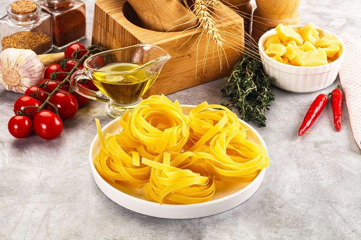 Как приготовить макароны-гнезда: восемь вкусных рецептов