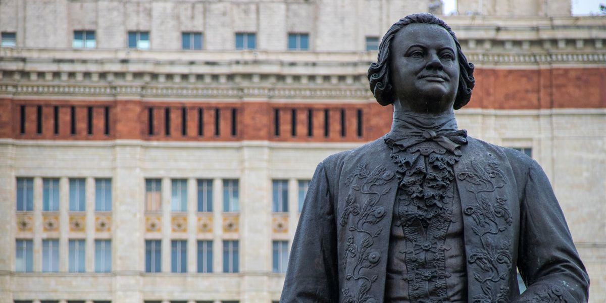 Имя Михаил: значение, происхождение и интересные факты